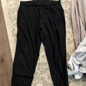 Surge jogger L 29 in inseam black